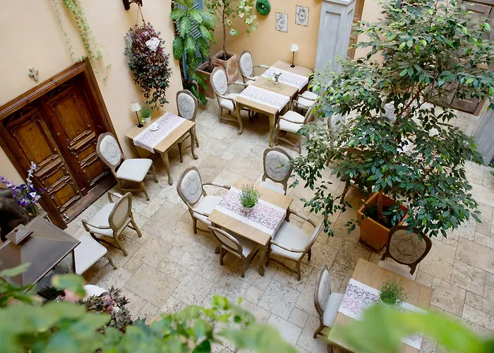 Hotel Kolegiacki
